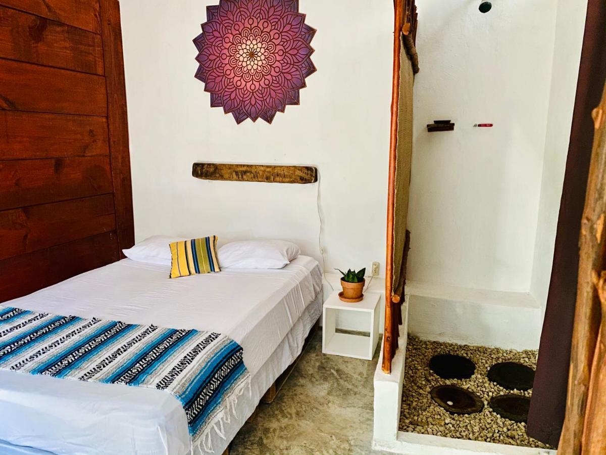 El Buho Bacalar Eco-Cabanas Hostal Exteriör bild