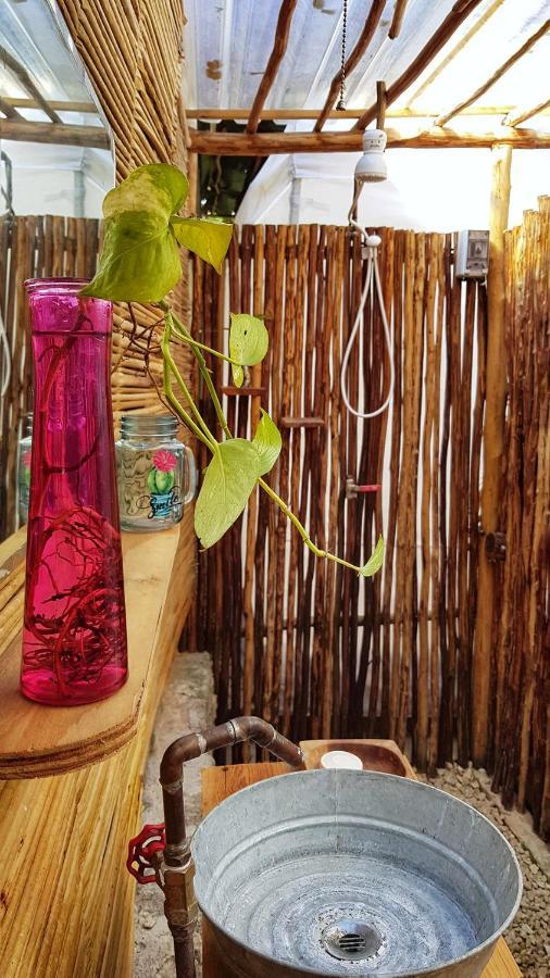 El Buho Bacalar Eco-Cabanas Hostal Exteriör bild